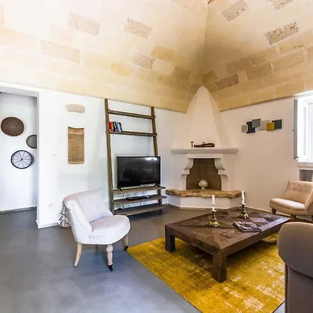 Chiobbica Sleeps 8 Pool Air Con Wifi